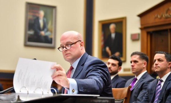 配资第一门户 美联储再演“嘴硬”戏码，9月前别想降息！全球市场瞬间被泼冷水